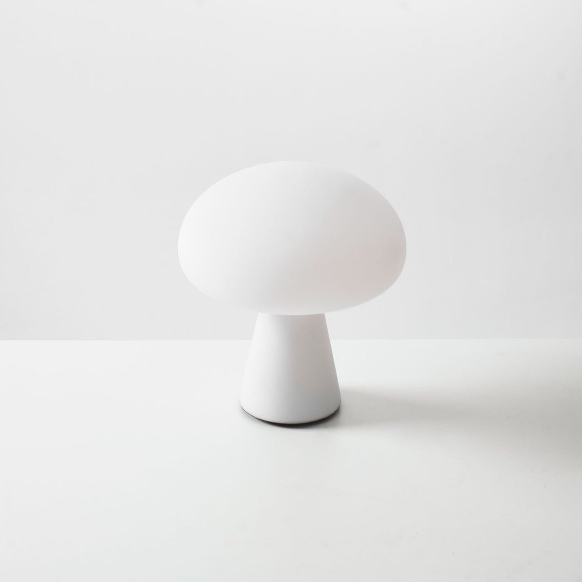 Obello Portable Rechargeable Table Light