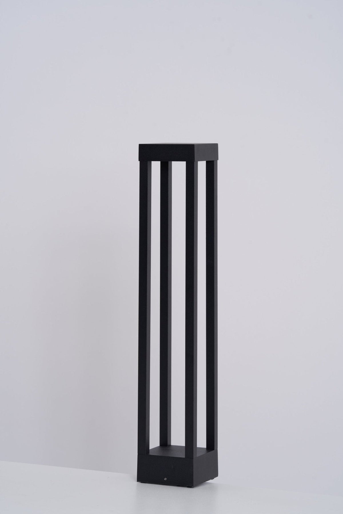 Obsidian Post Outdoor Light