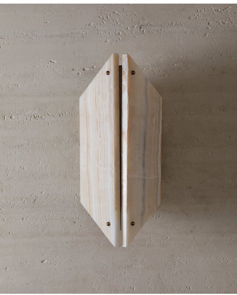Onyxa Crest Wall Lamp