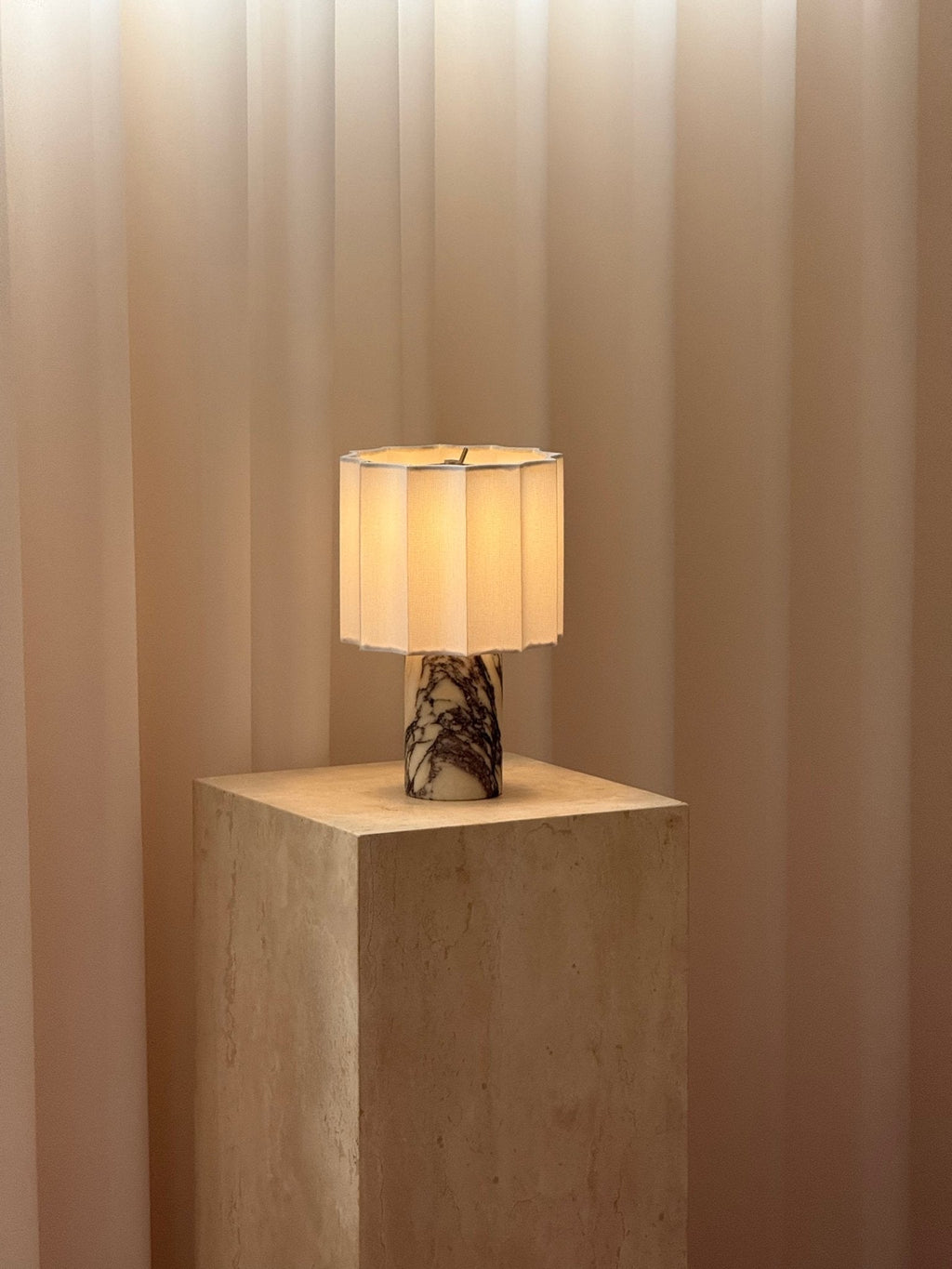 Orbis Veil Table Lamp