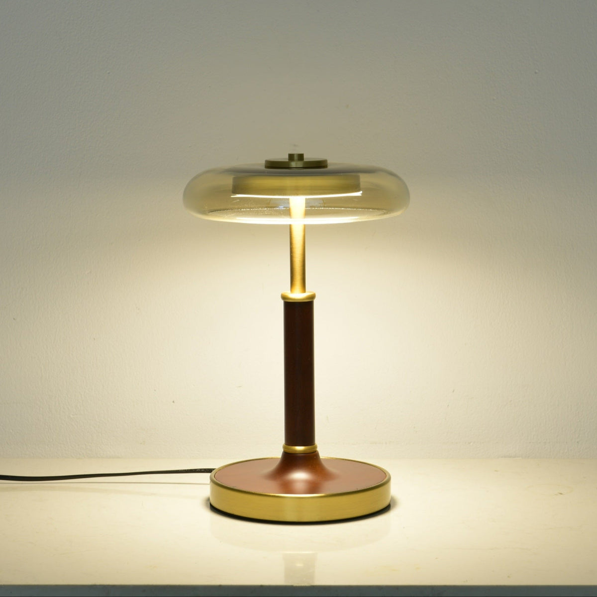 Ovalo Table Lamp