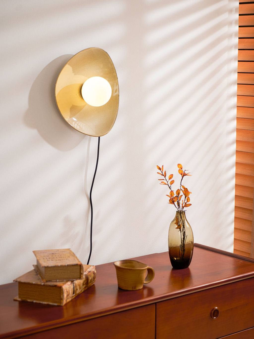 Pebble Disc Plug - in Wall Light