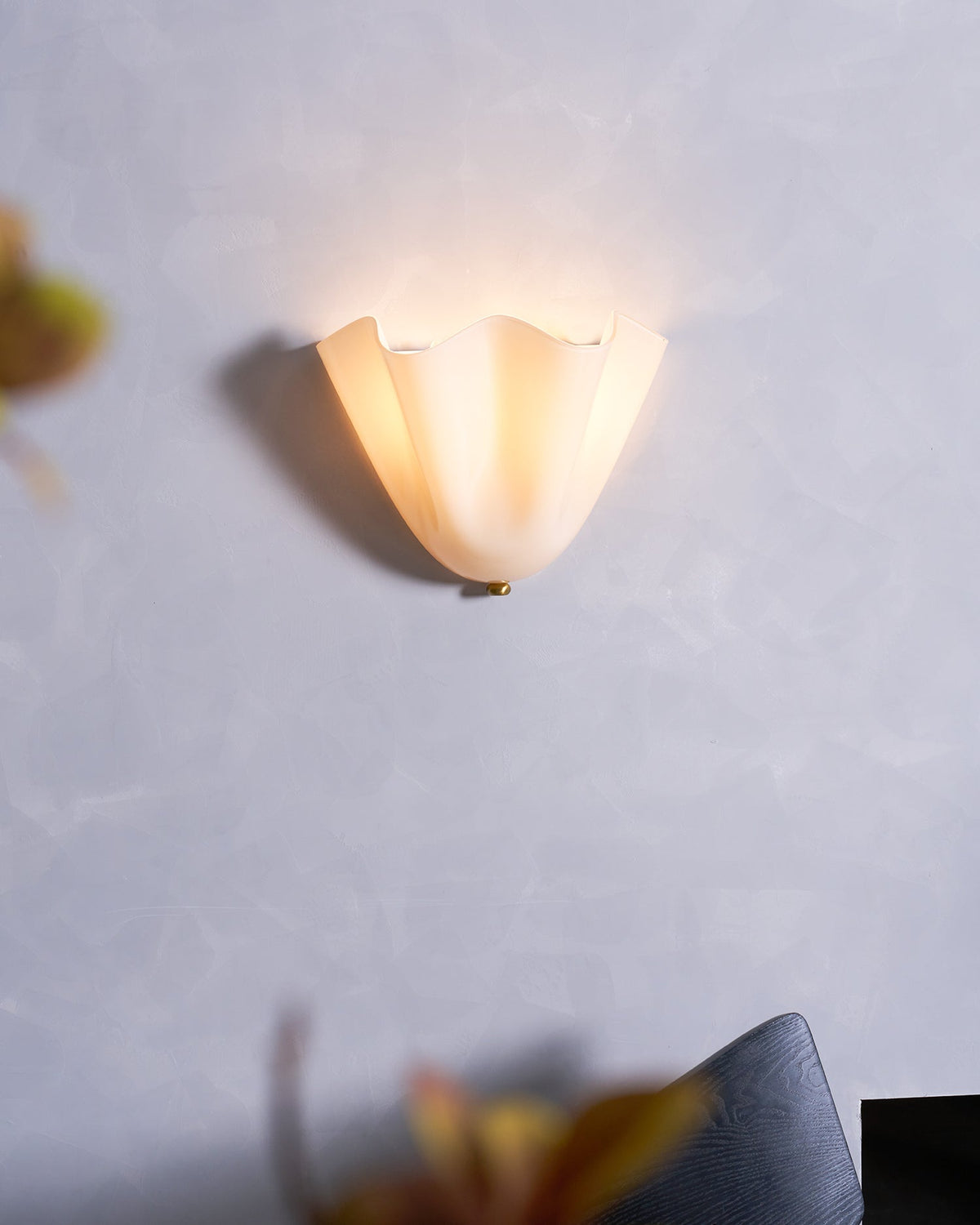 Petalia Wall Light
