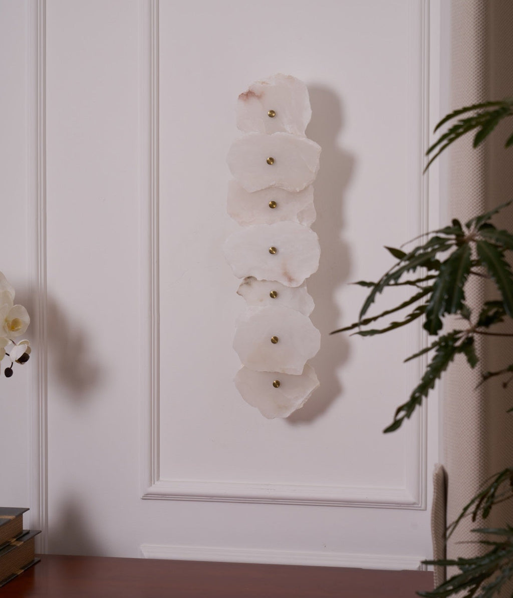Petra Wall Lamp