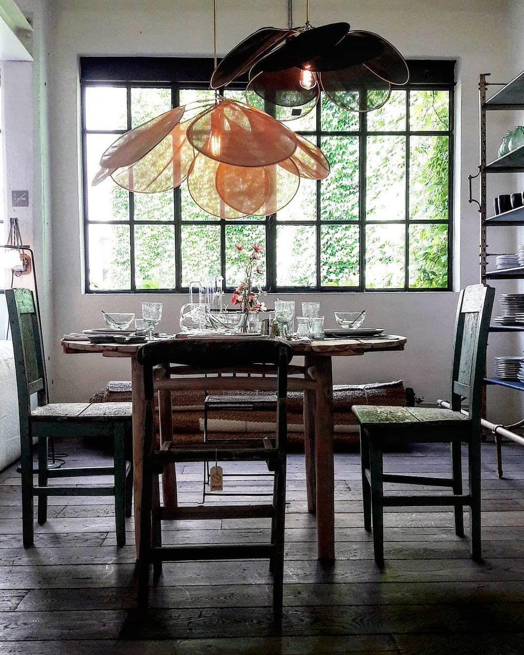 Precieuse Petals Pendant Lamp