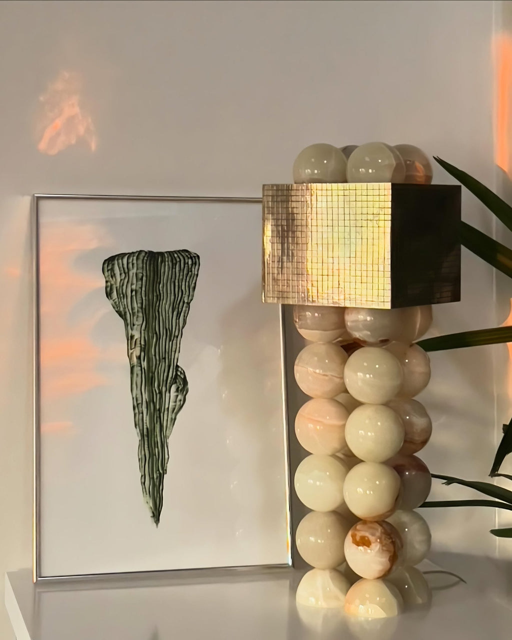 Quava Jade Table Lamp