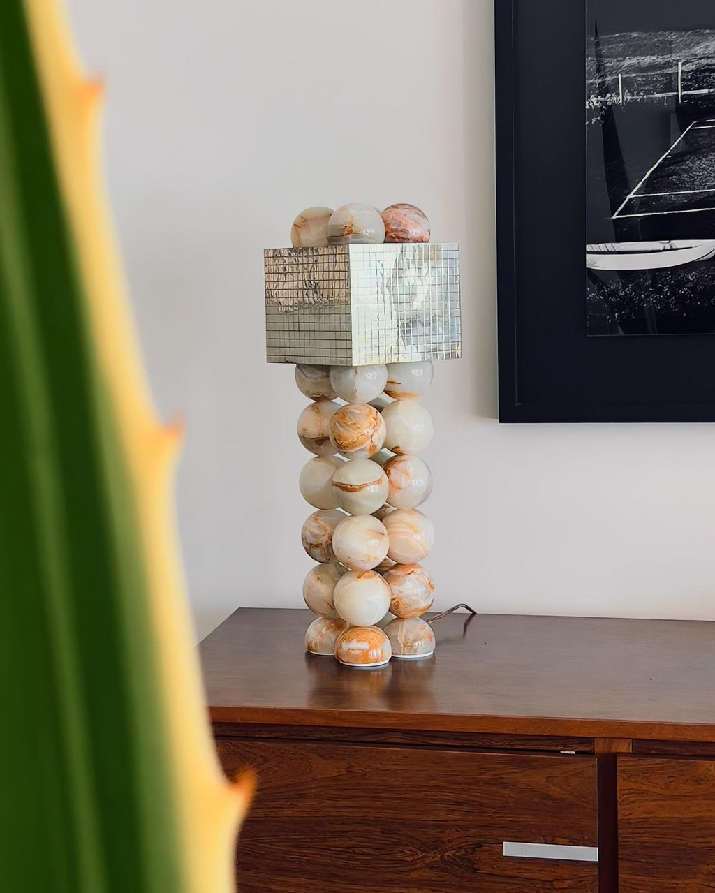 Quava Jade Table Lamp