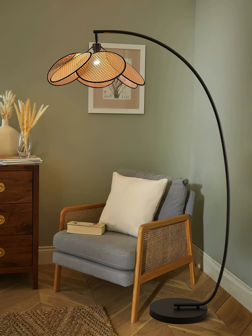Rattan Bloom Arc Floor Lamp