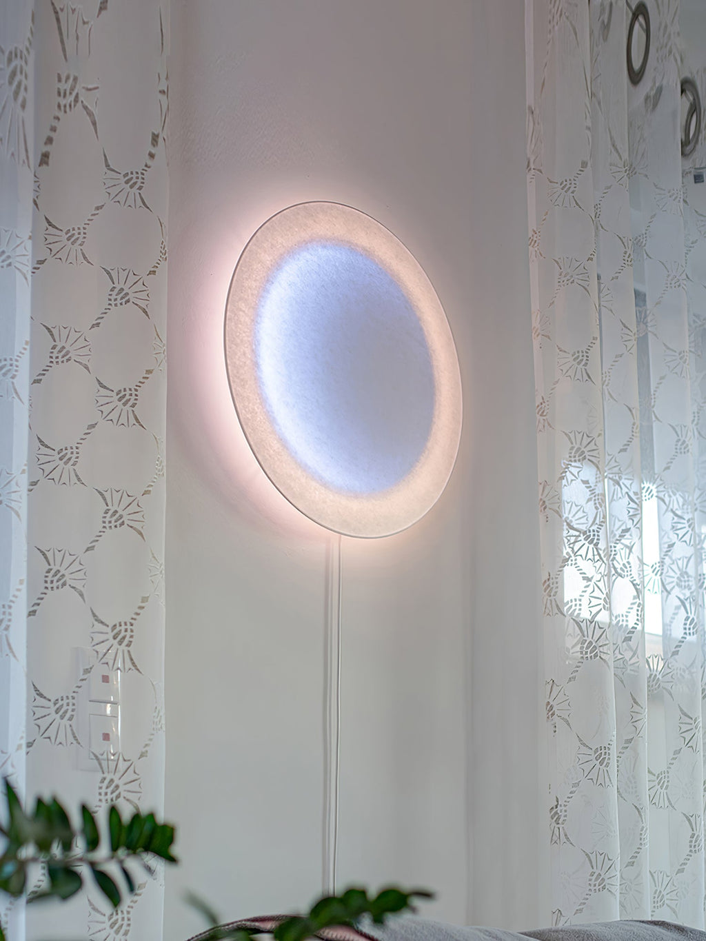 Relax Plug - in Wall Light