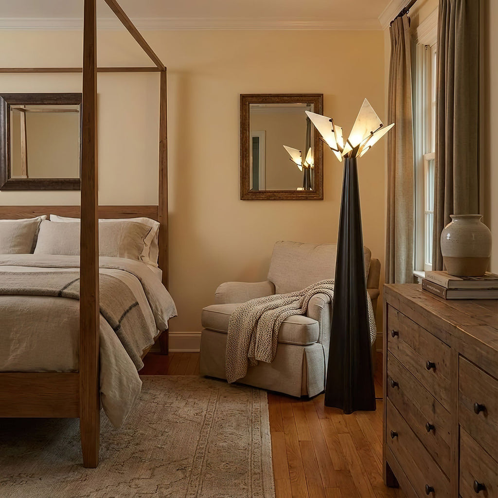 Religieuse Floor Lamp