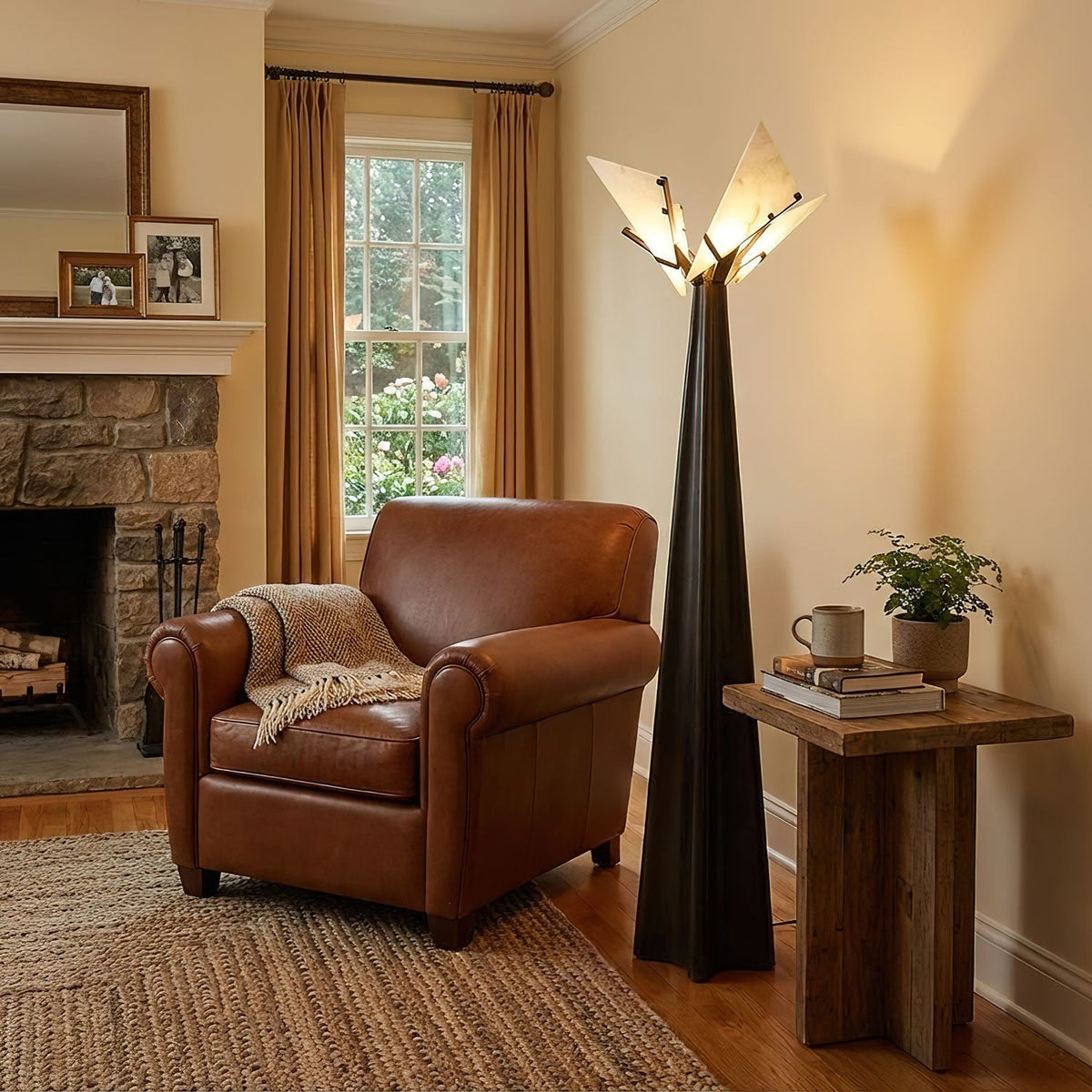 Religieuse Floor Lamp