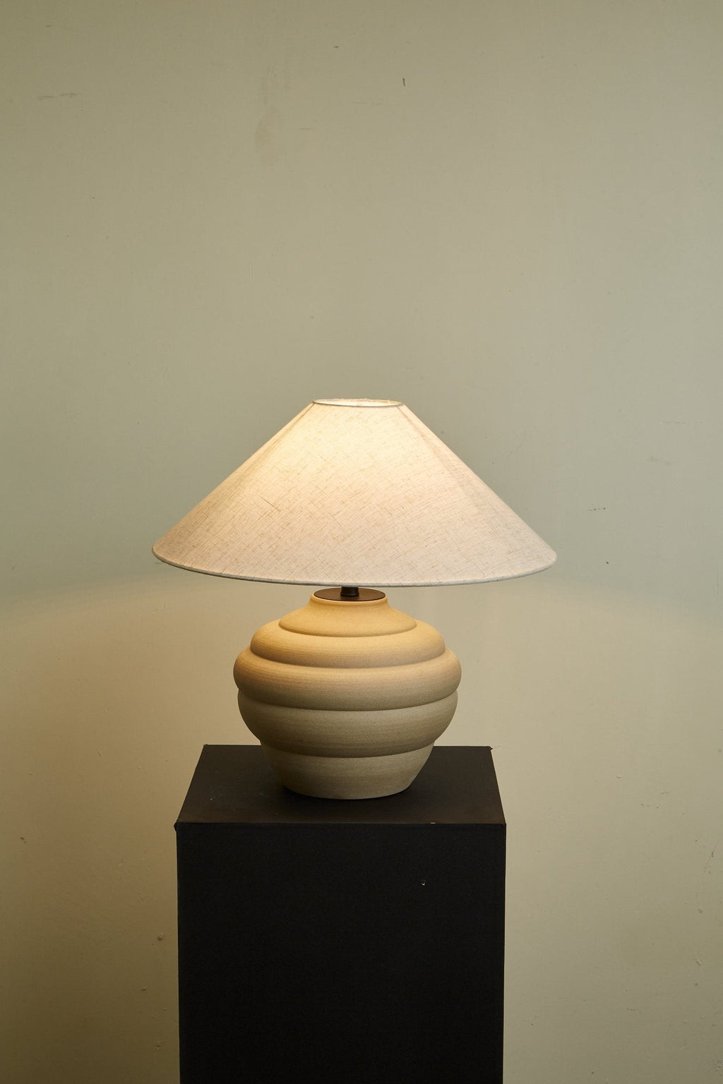 Ripple Clay Table Lamp
