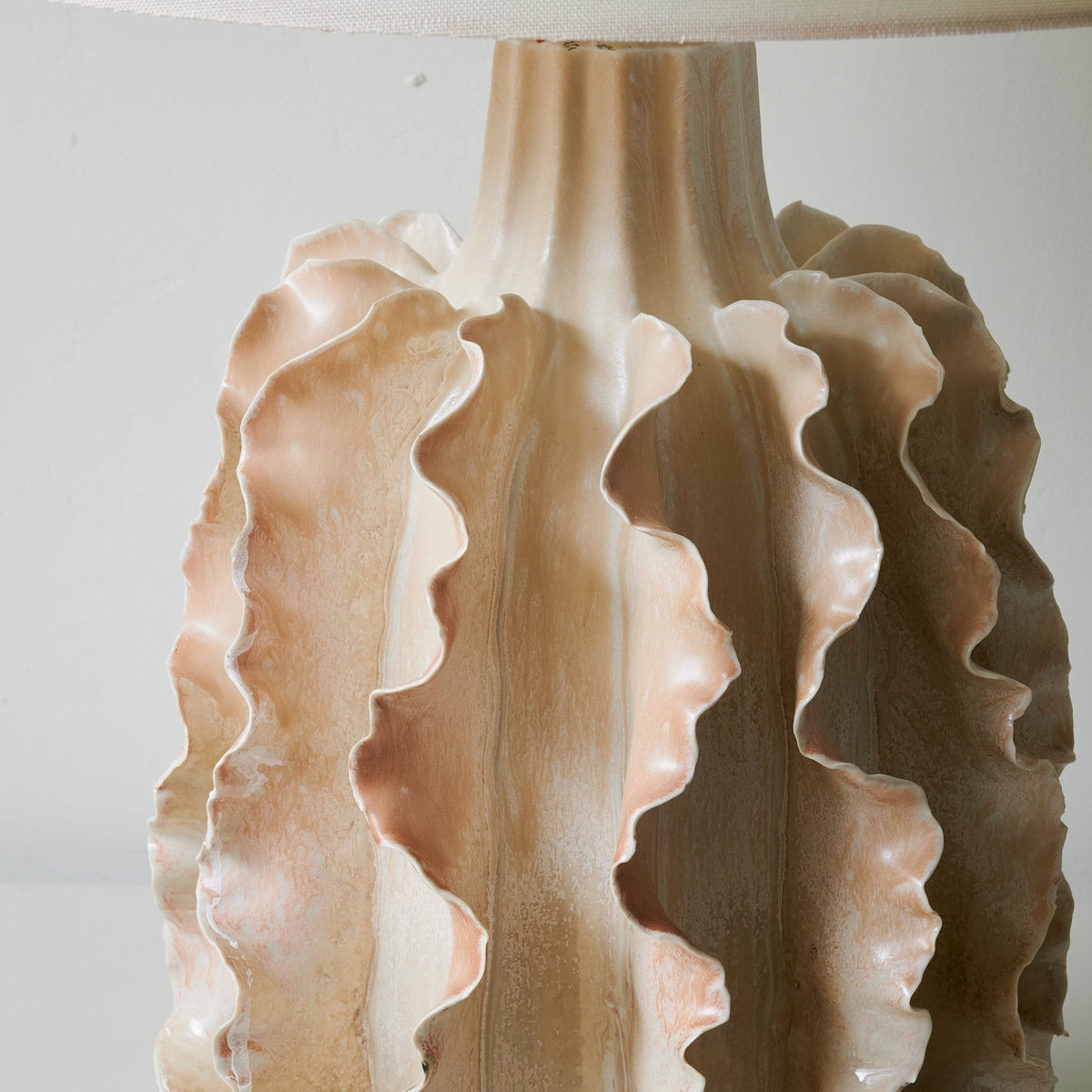 Rippled Clay Table Lamp