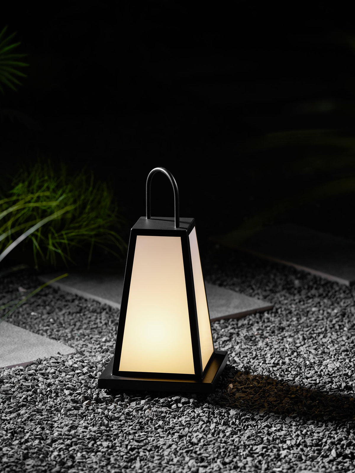 Roam Lantern Garden Outdoor Lamp