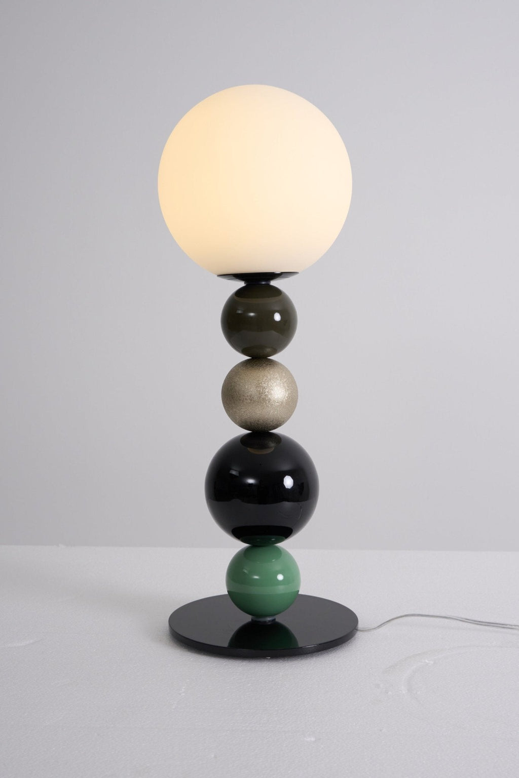 Round Balls Stacking Table Lamp