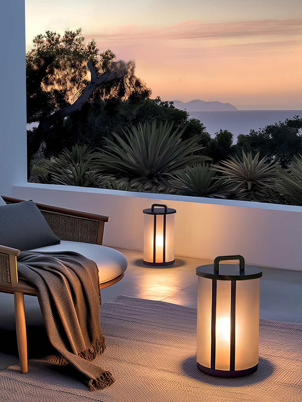 Round Pillar Acrylic Lantern Outdoor Lamp