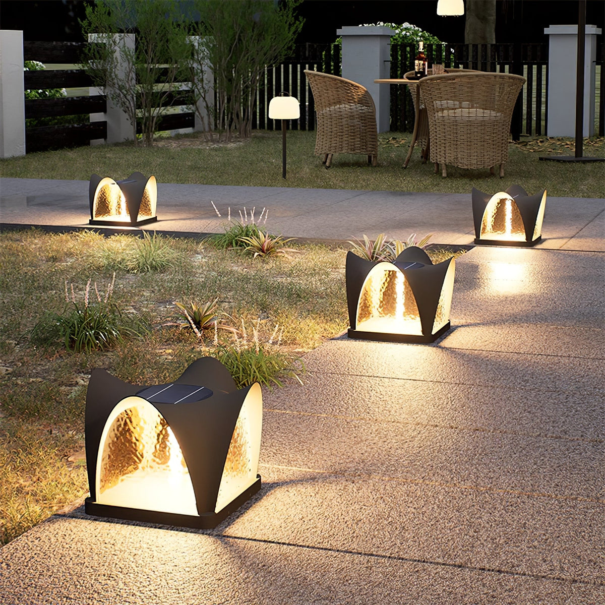 Sculptform Outdoor Light