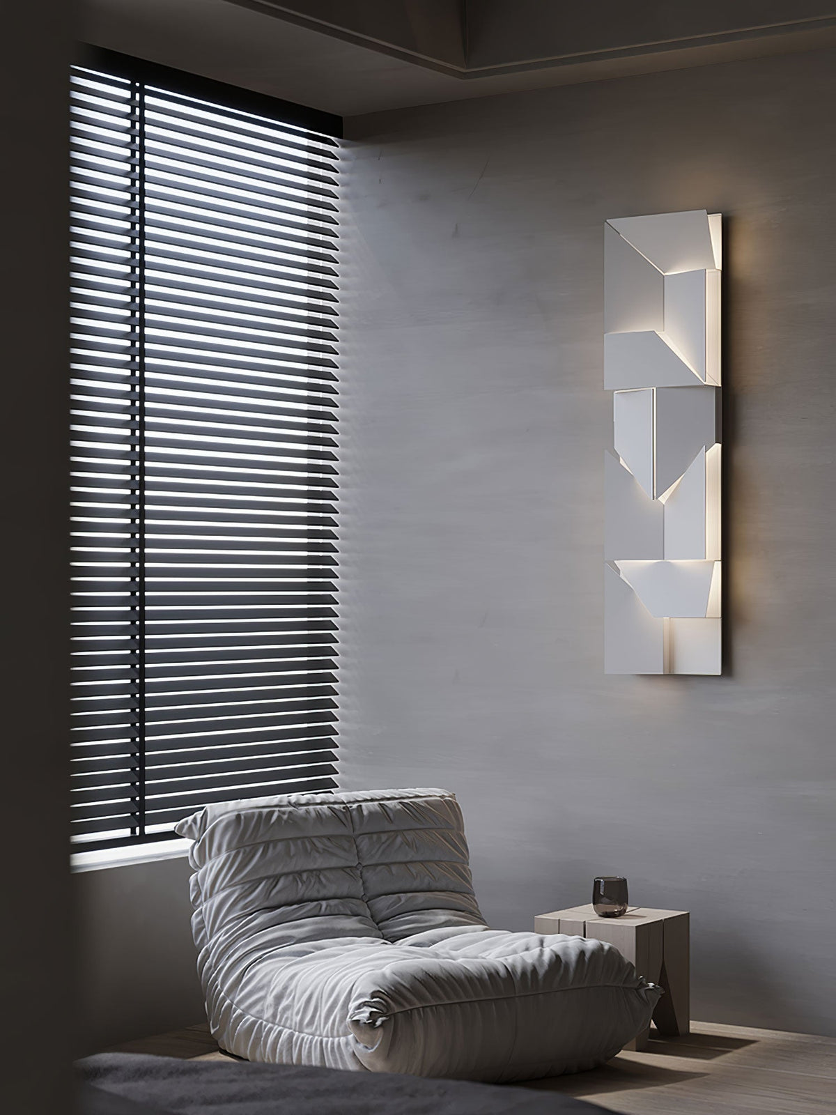 Shadows Grand Plug-in Sconce