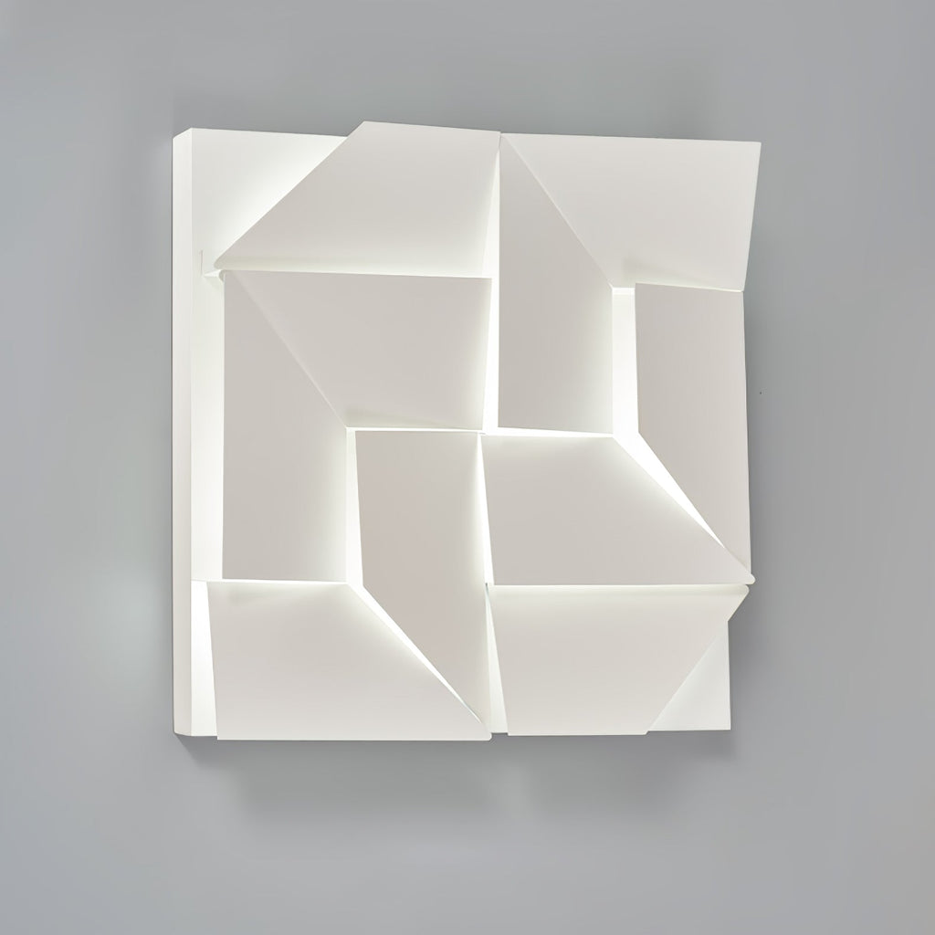 Shadows Grand Plug-in Sconce