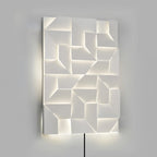 Shadows Grand Plug - in Sconce