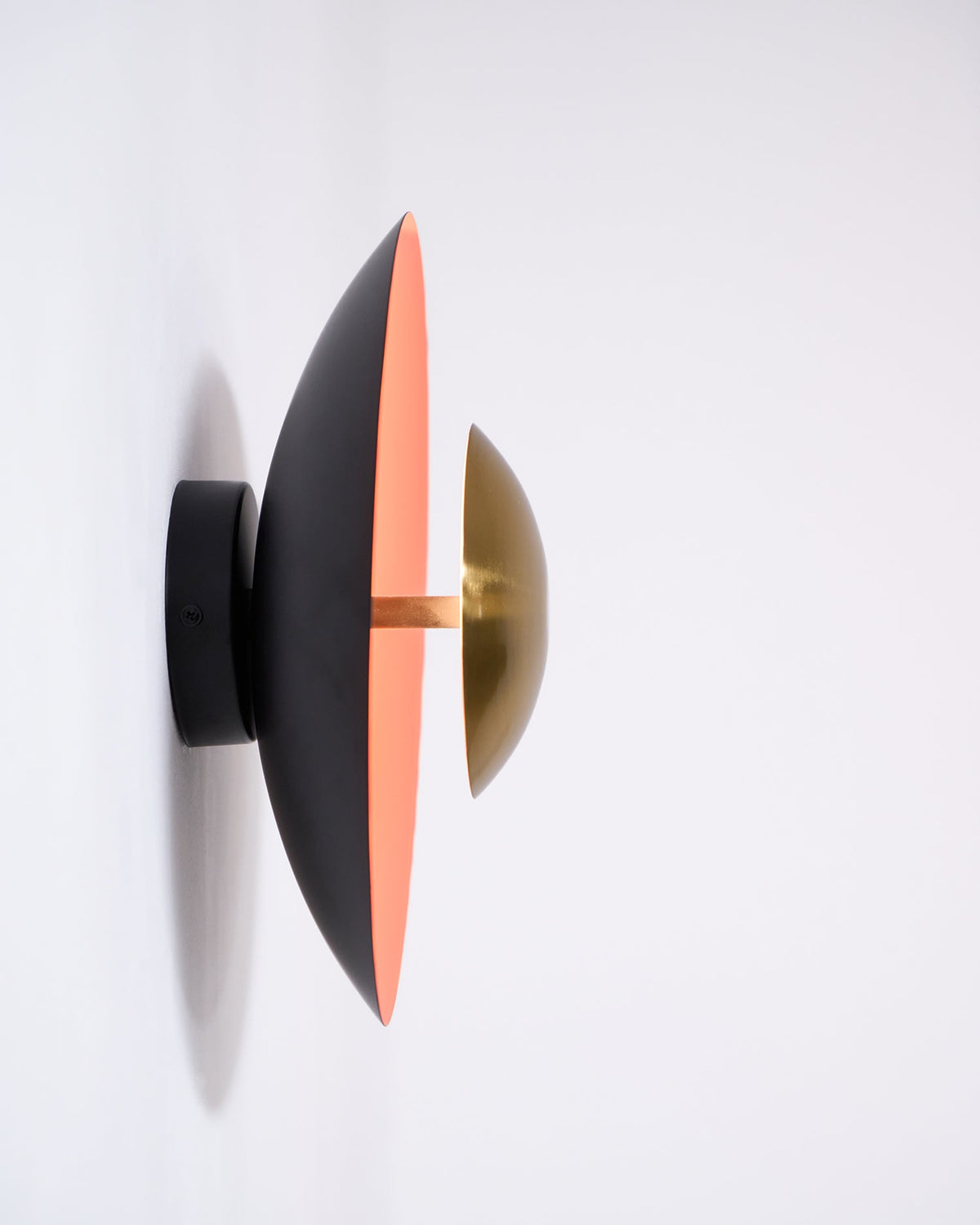 Simplicity Glow Plug - in Wall Light