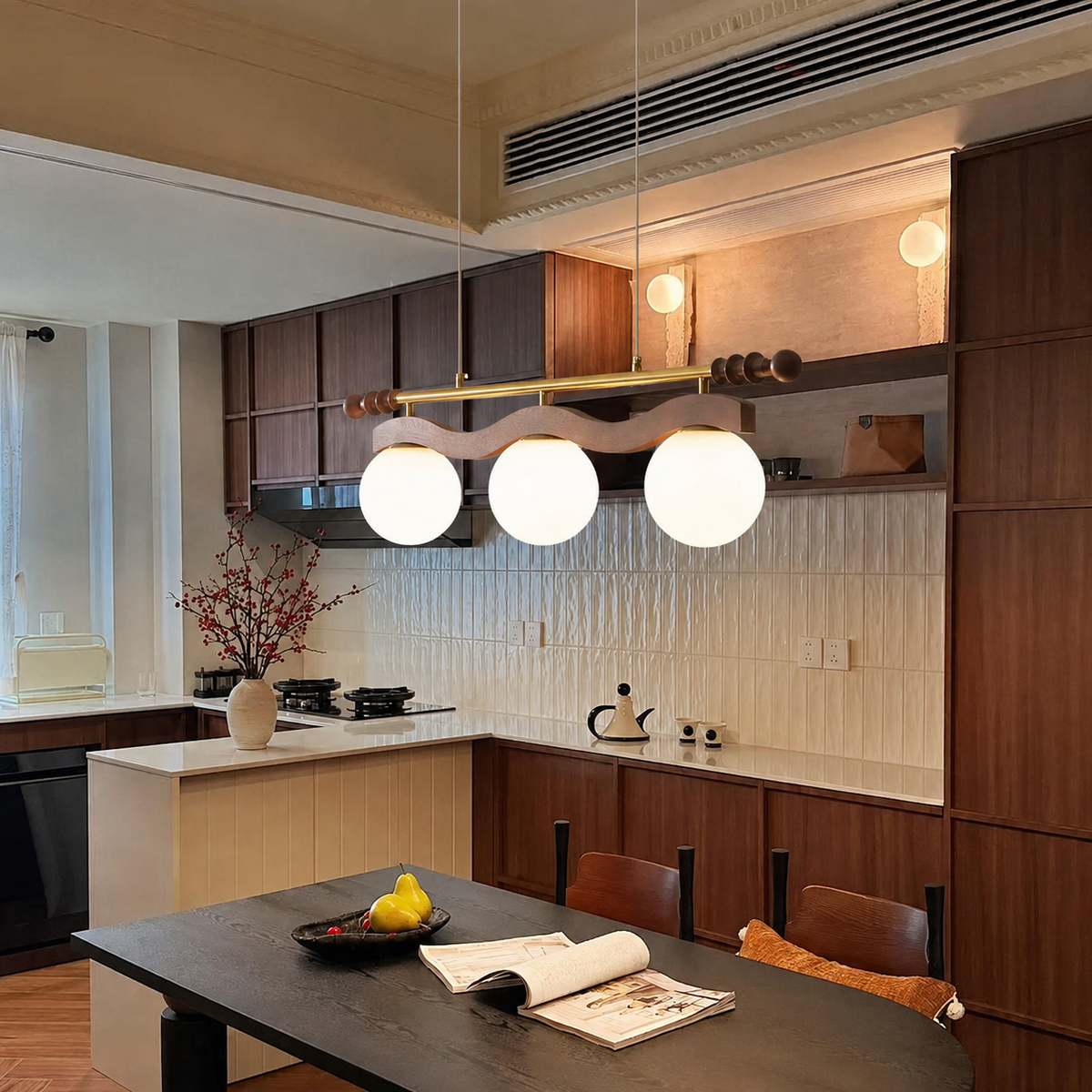 Sinuara Ribbon Globe Linear Chandelier