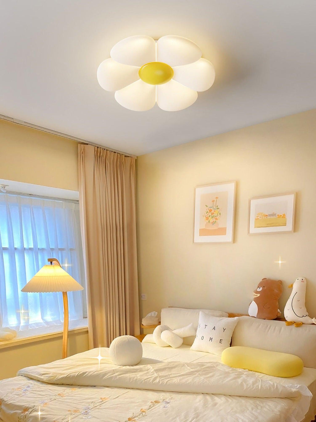 Six - leaf Flower Kids Room Ceiling Lamp