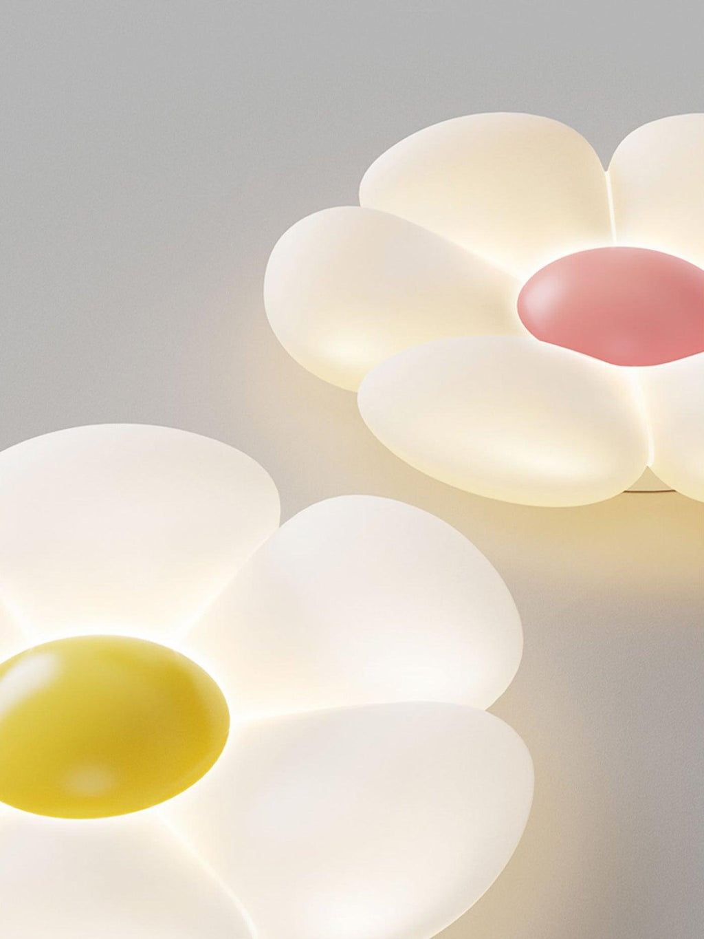 Six - leaf Flower Kids Room Ceiling Lamp