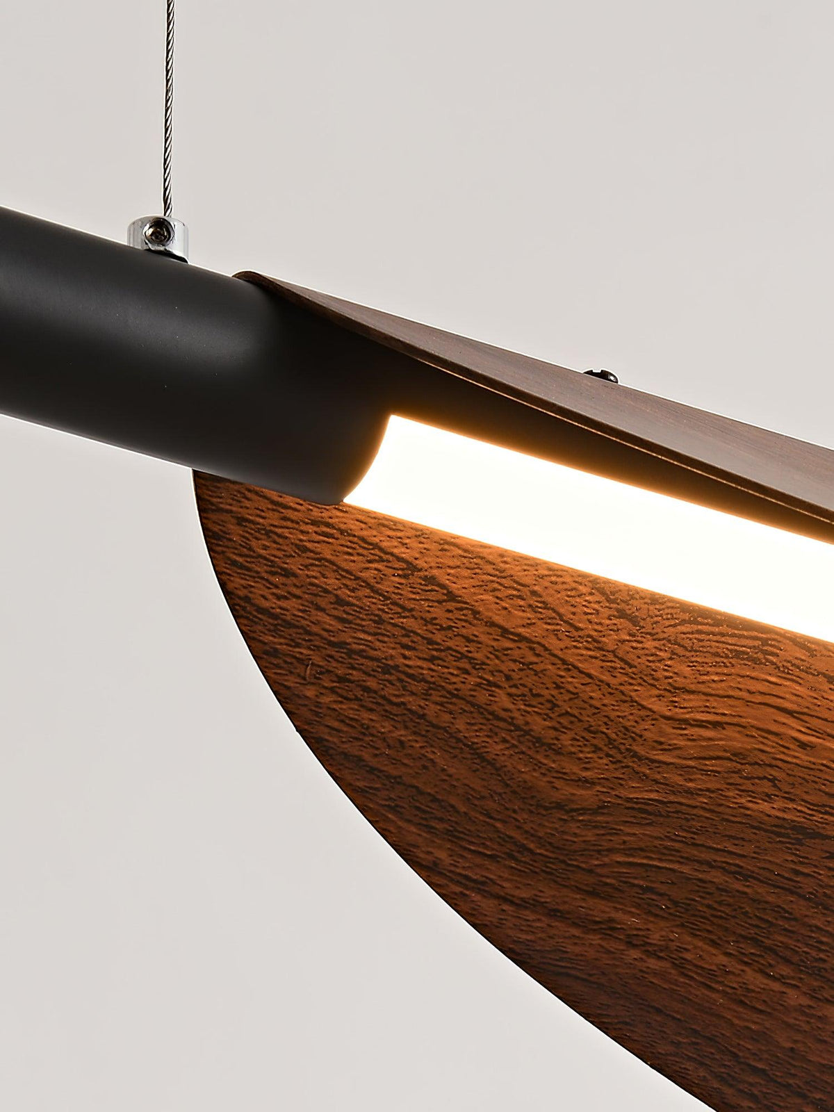 Sleek Board Pendant Lamp