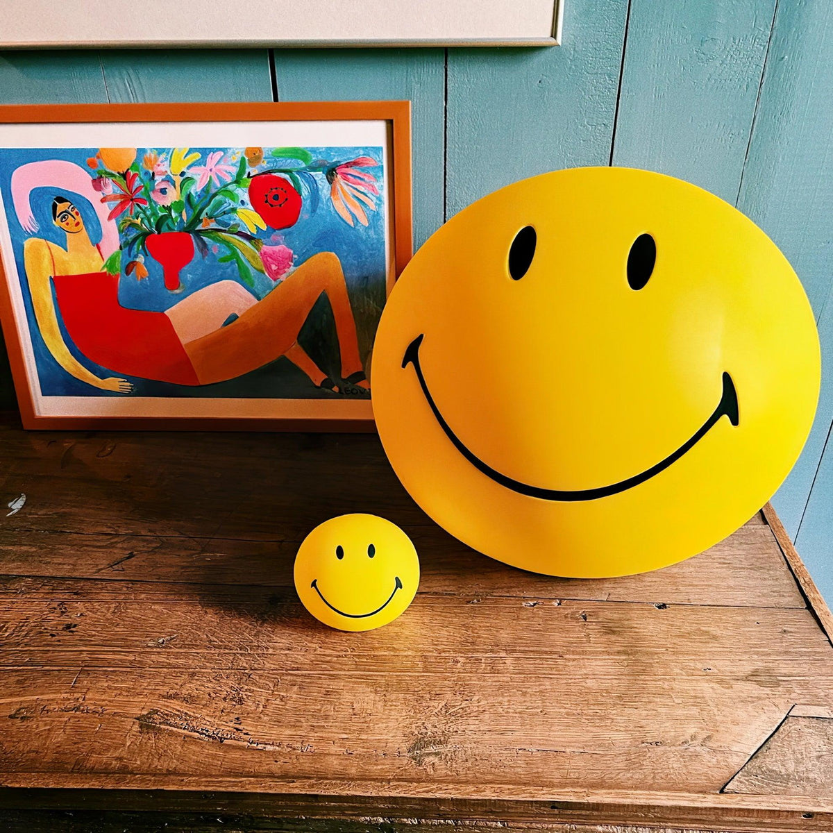 Smiling Rechargeable Built - in Battery Table Lamp