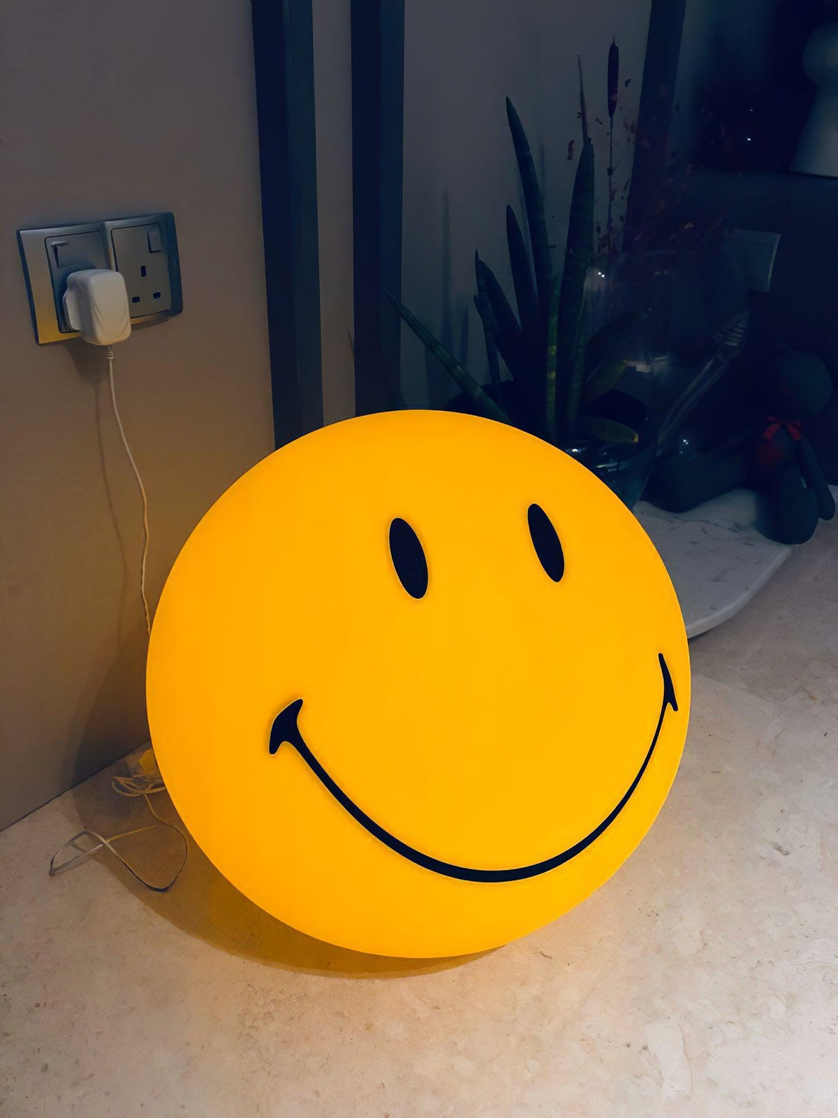 Smiling Rechargeable Built - in Battery Table Lamp