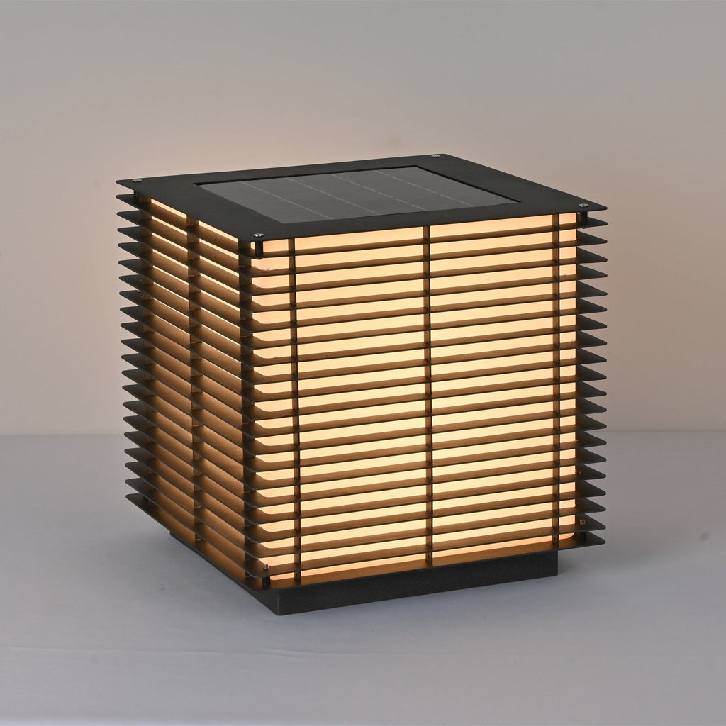 Solar Grid Outdoor Light