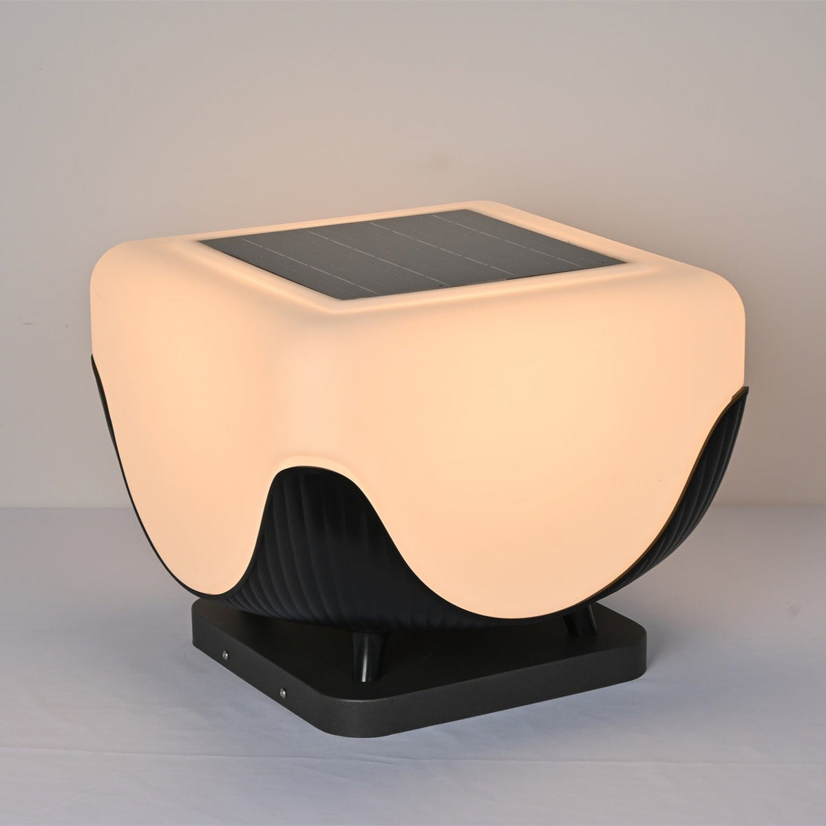 Solarca Cube Outdoor Light