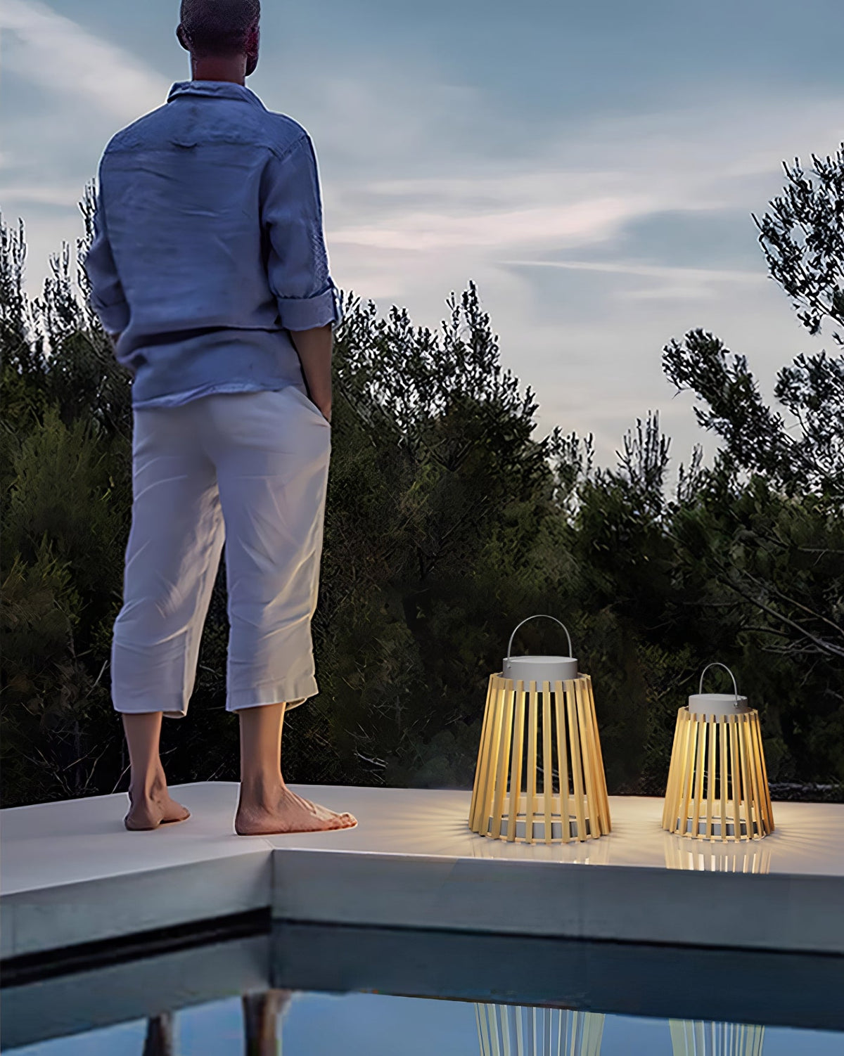 Solene Solar Outdoor Lantern Lamp