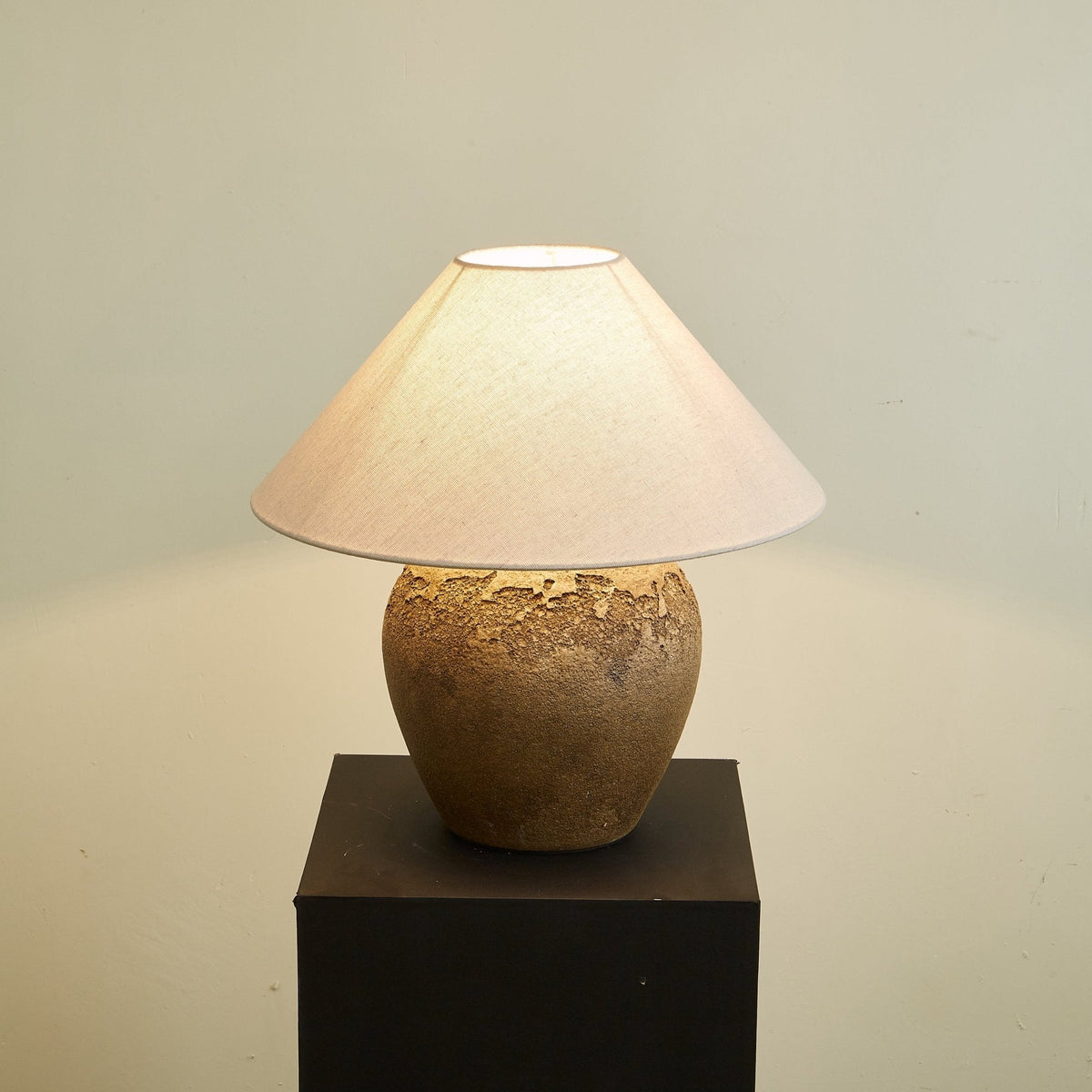 Stoneveil Table Lamp