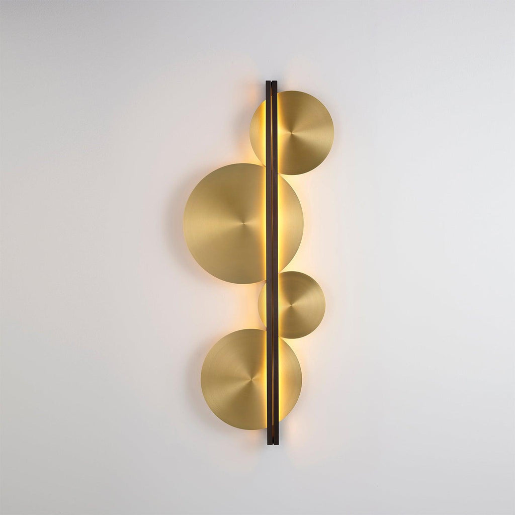 Strate Wall Lamp