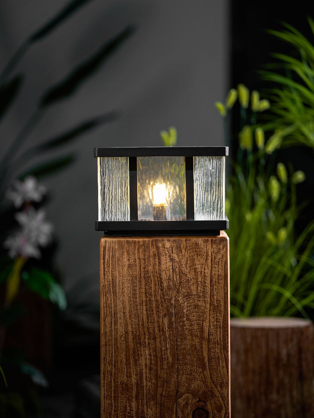 Stratos Square Outdoor Light