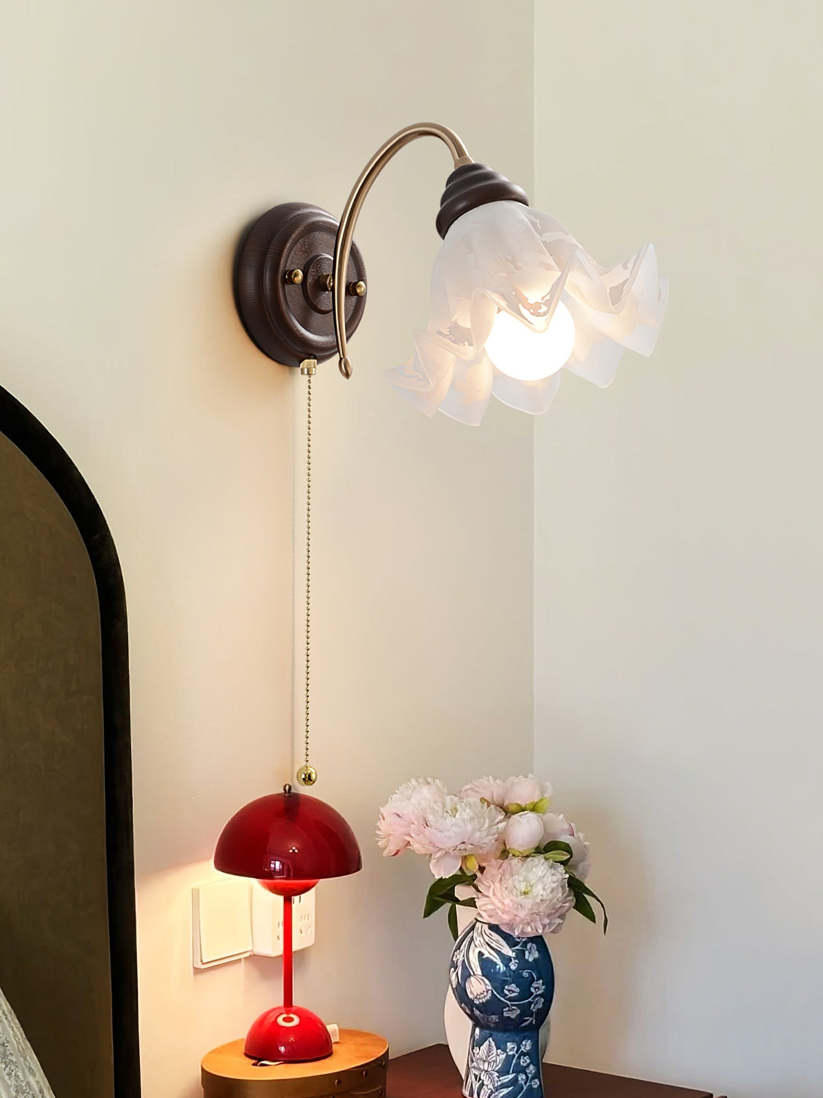 Sylphine Wall Lamp