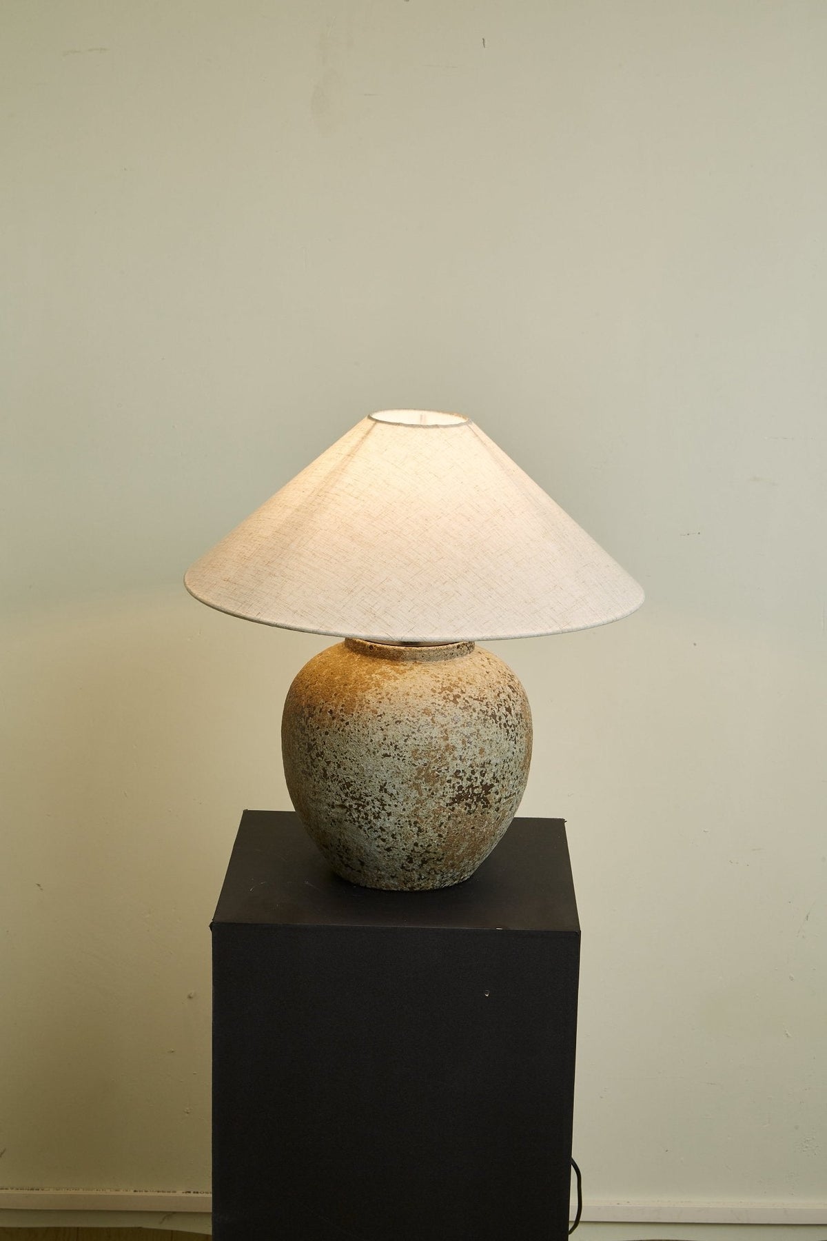 Terra Vessel Table Lamp