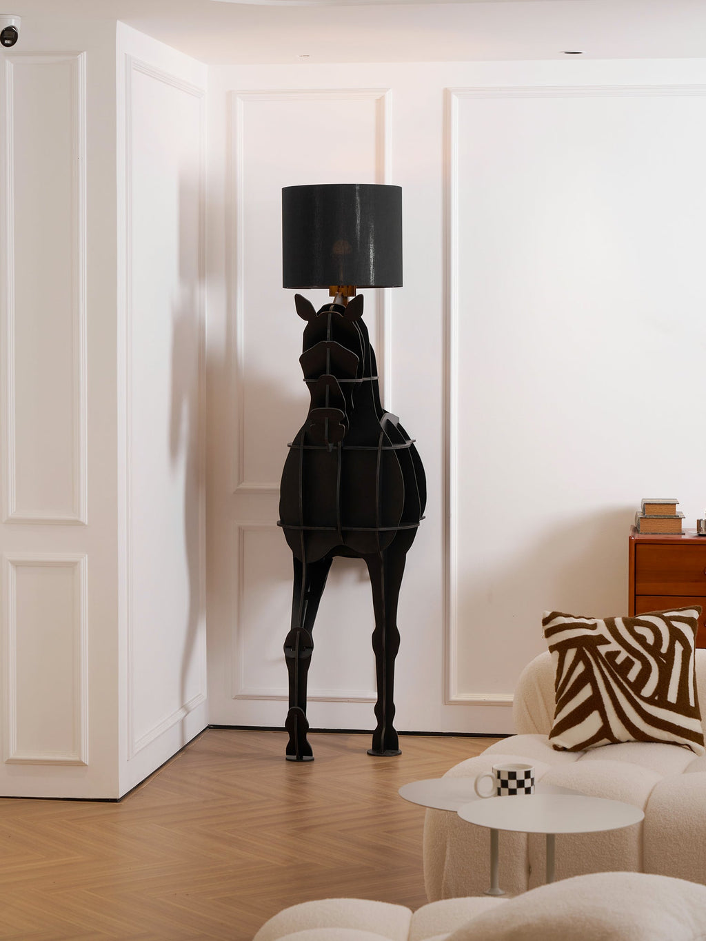 Tete Horse Floor Lamp