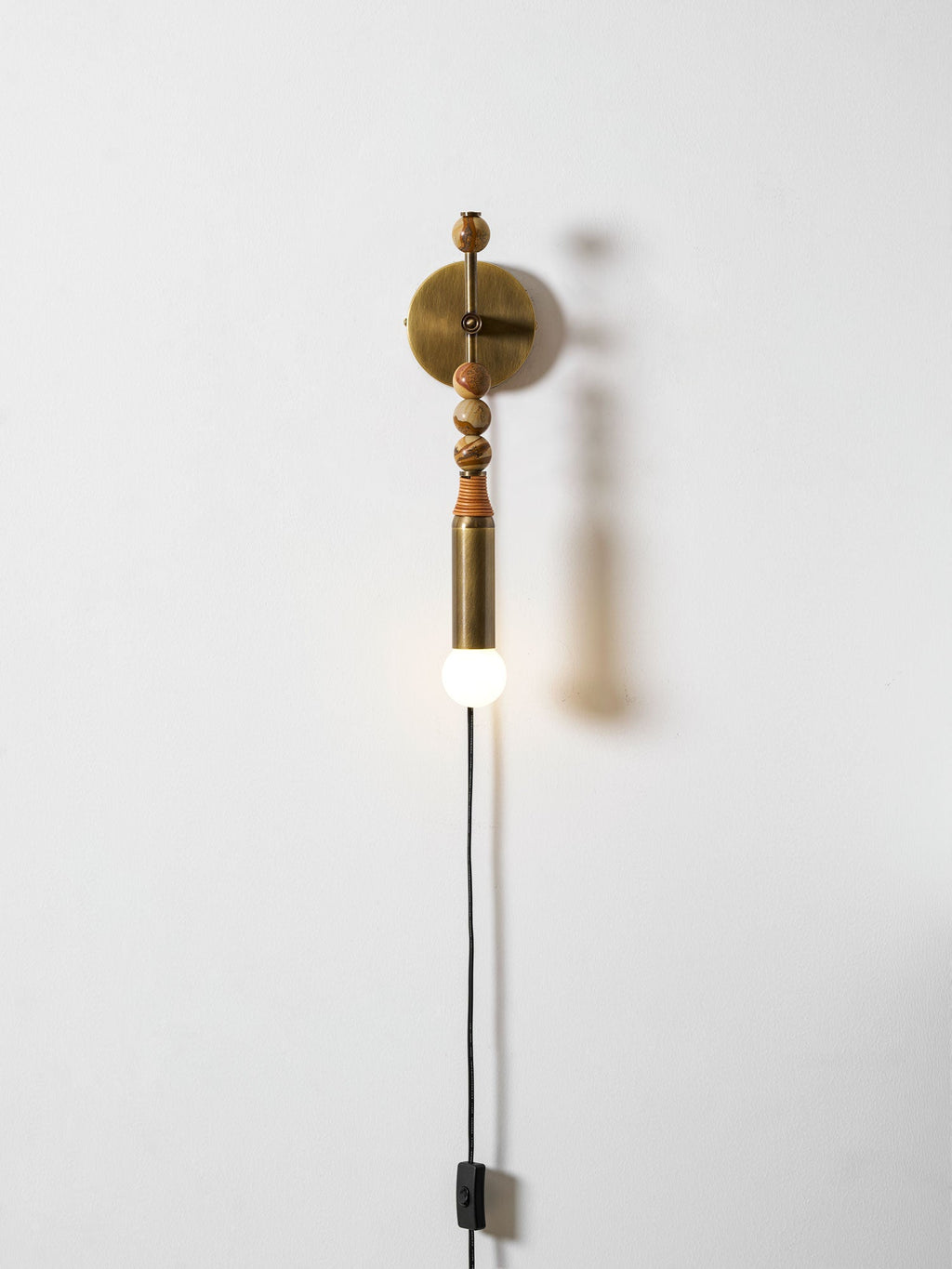 Toam Plug - in Wall Lamp