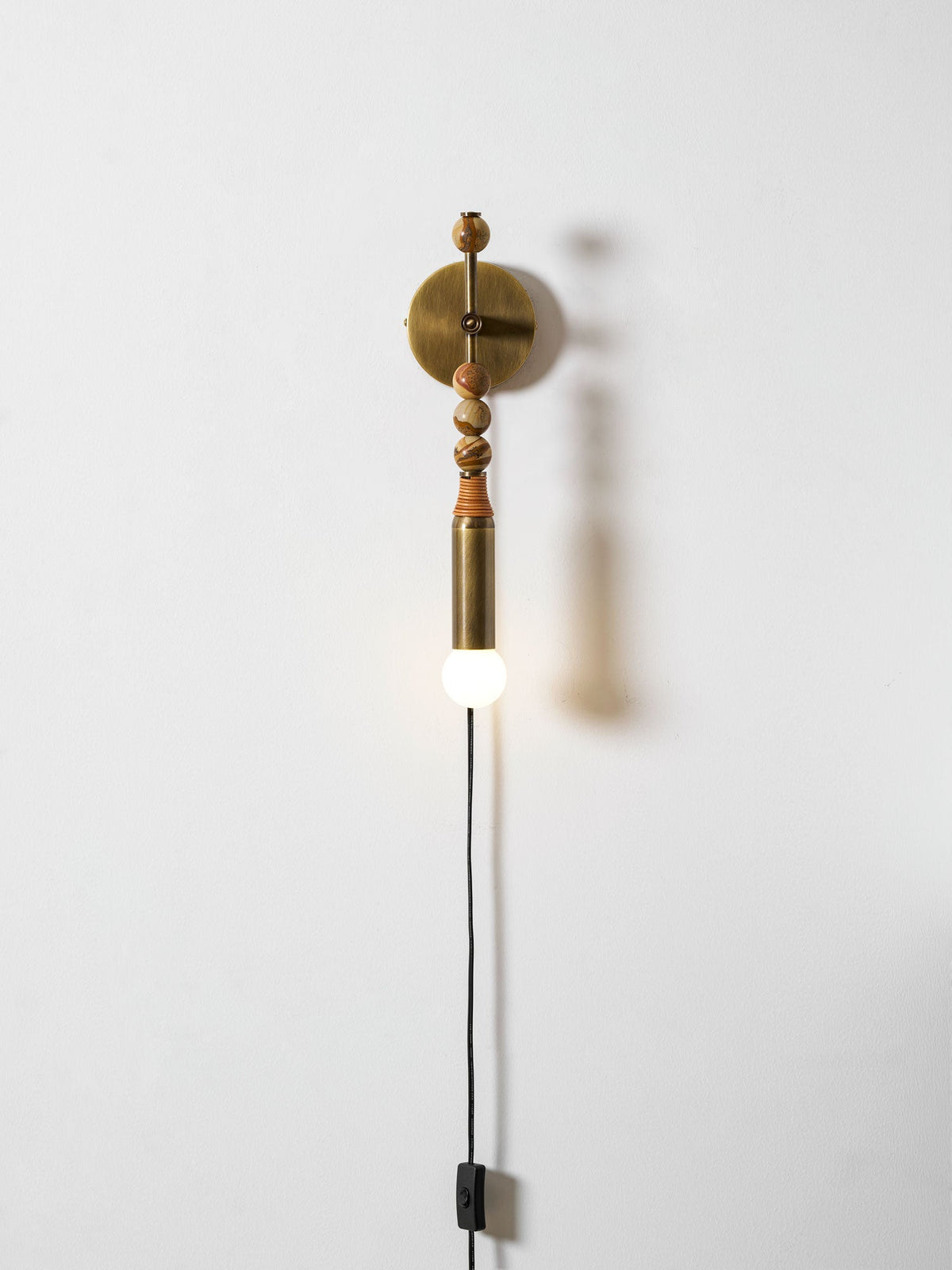 Toam Plug - in Wall Lamp