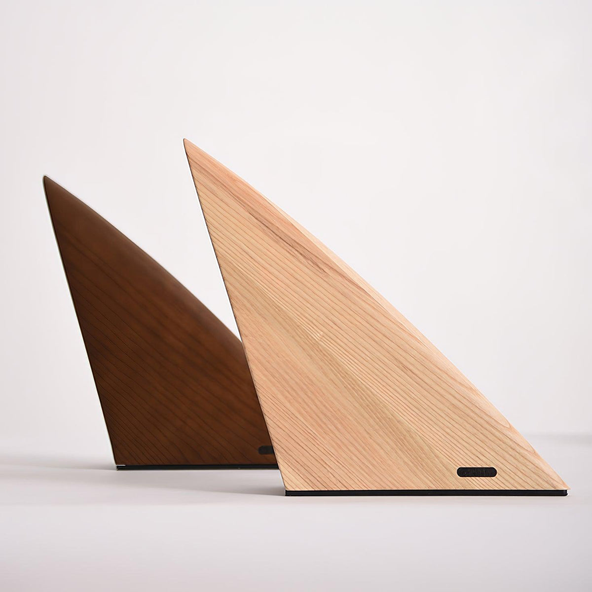 Triangular Built-in Battery Table Lamp