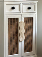 Twin - Curve Pull Handle