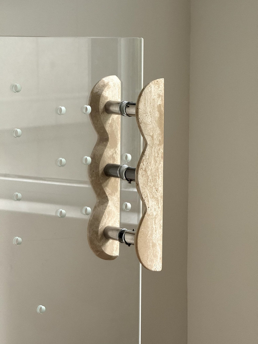 Twin - Curve Pull Handle