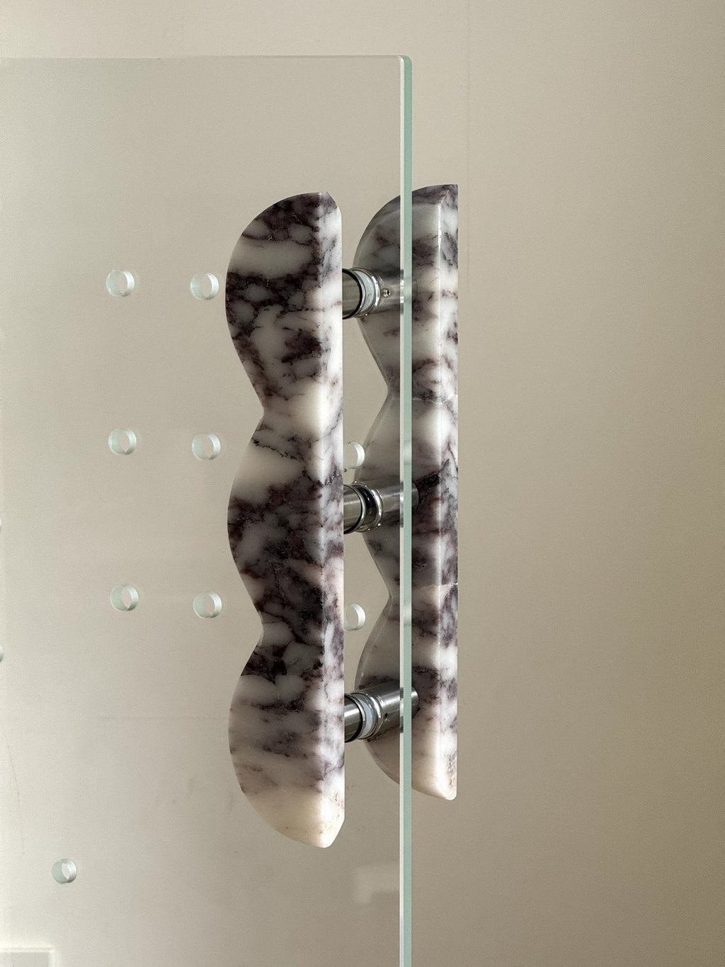 Twin - Curve Pull Handle