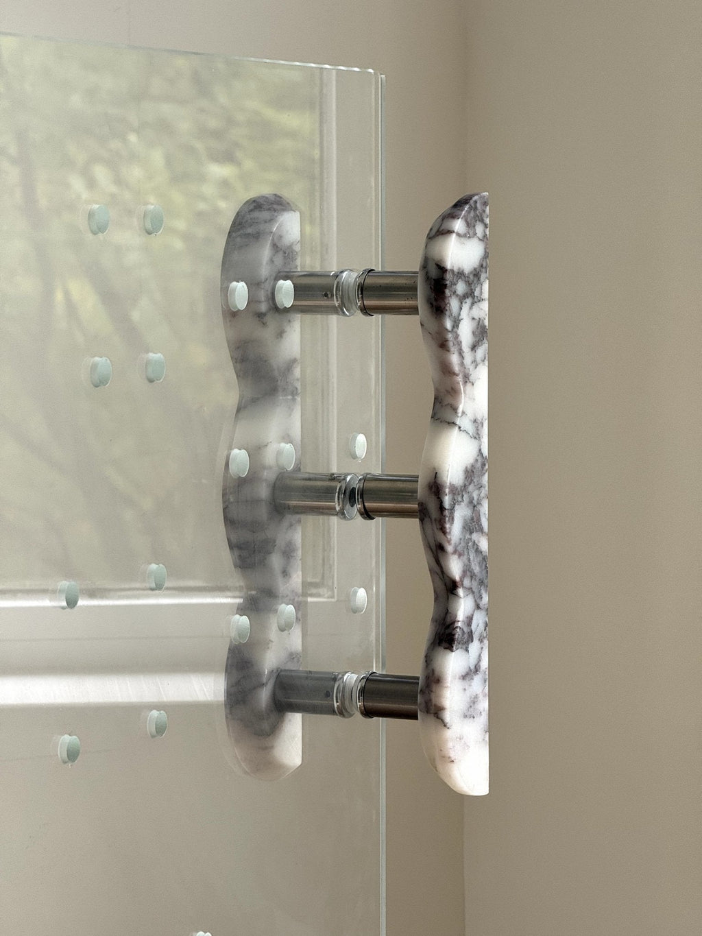Twin - Curve Pull Handle