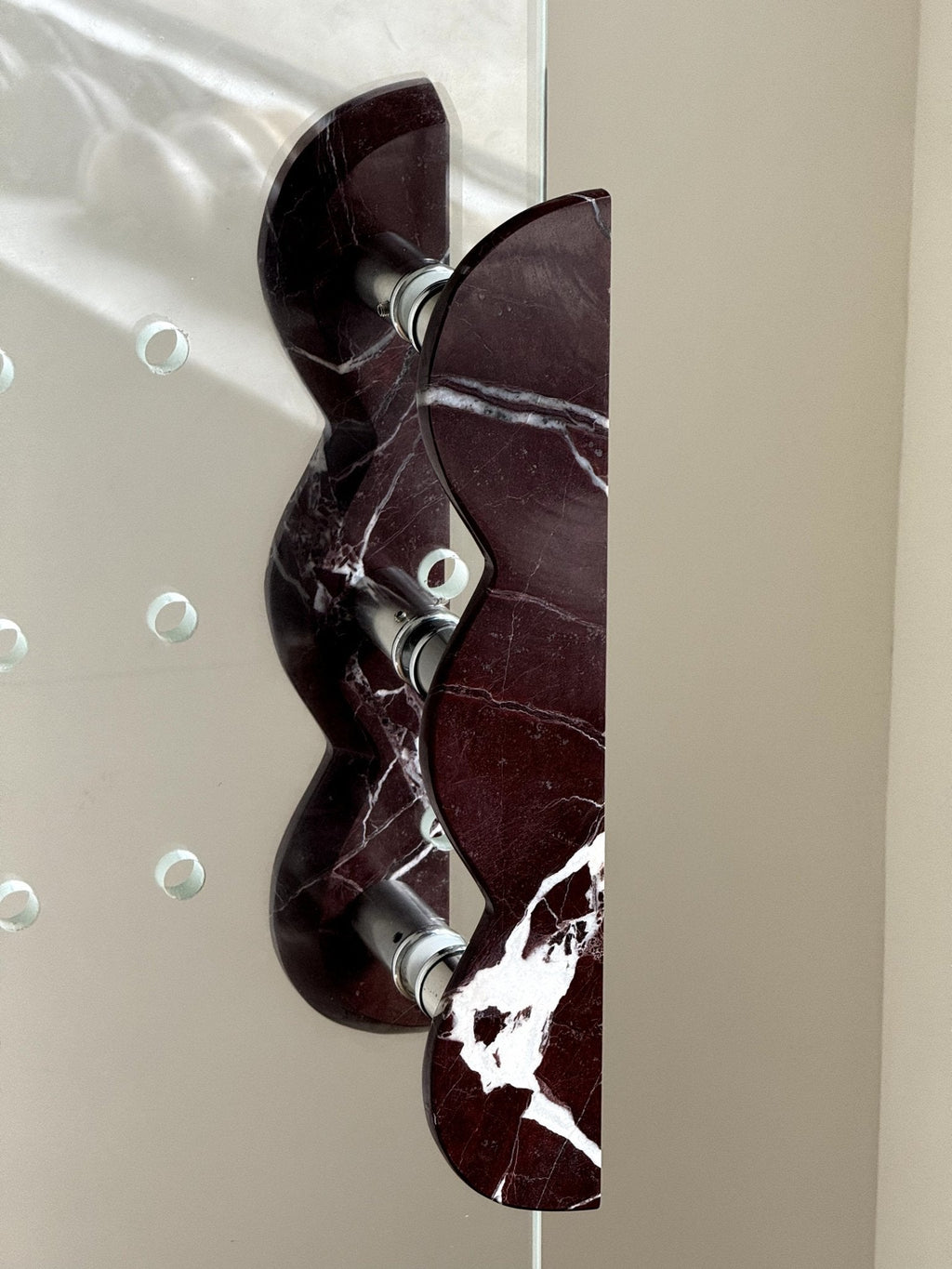 Twin - Curve Pull Handle