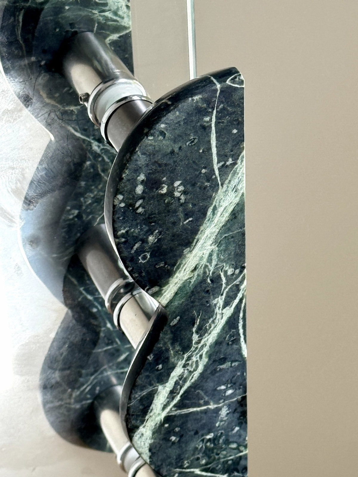 Twin - Curve Pull Handle