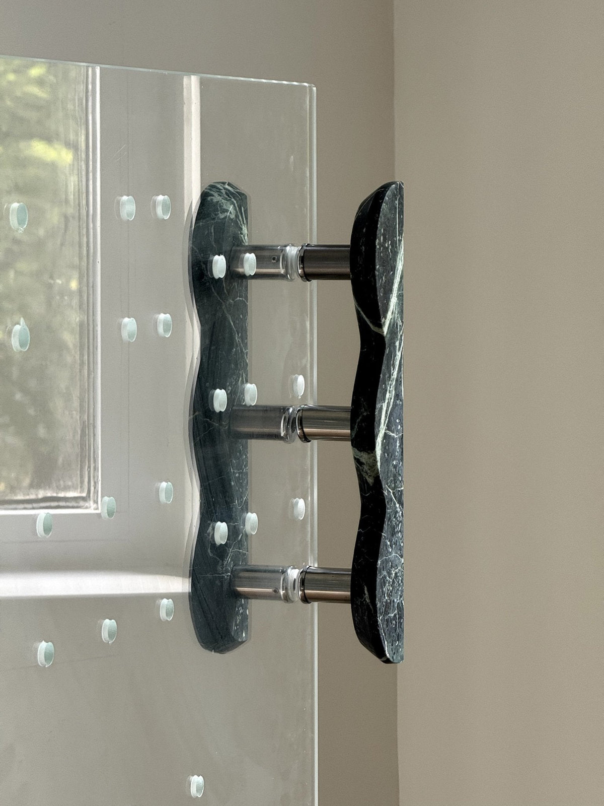 Twin - Curve Pull Handle